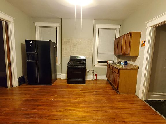 Eat in Kitchen