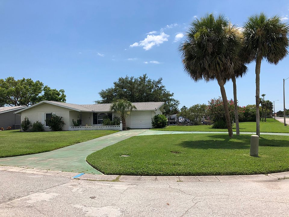 Main view from Forestay Ct.