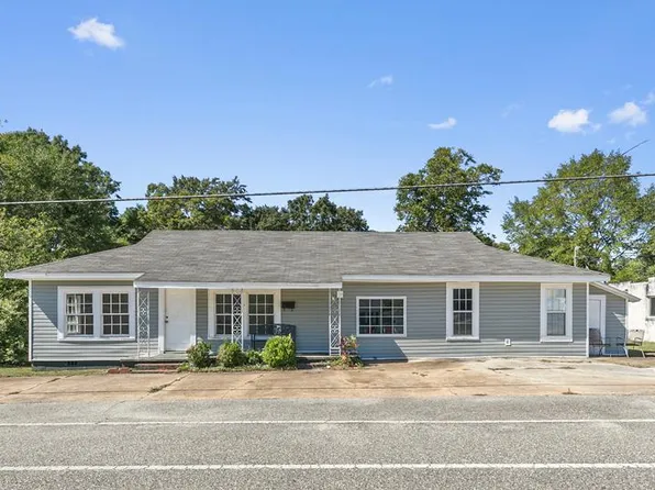 418 S Main St, Headland, AL 36345