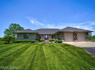 9120 Ray Rd, Gaines, MI 48436