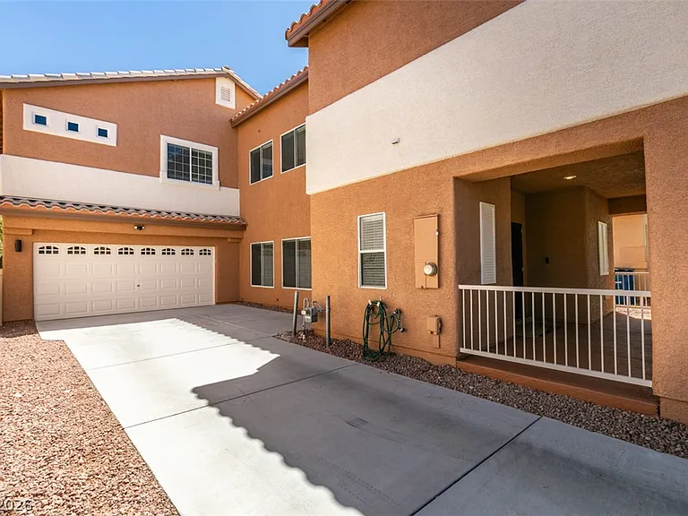 8909 Houston Ridge Ave — Photo 21