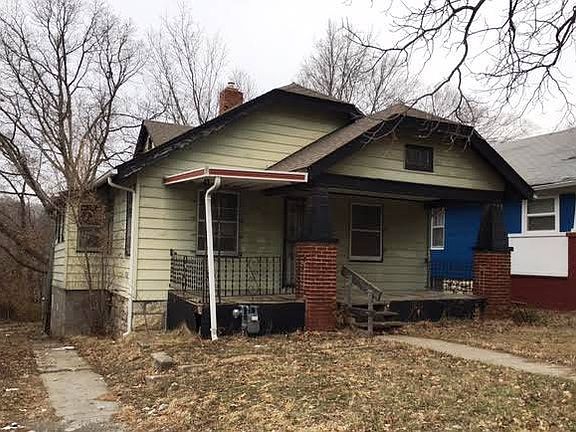 2nd image of 3636 Jackson Ave