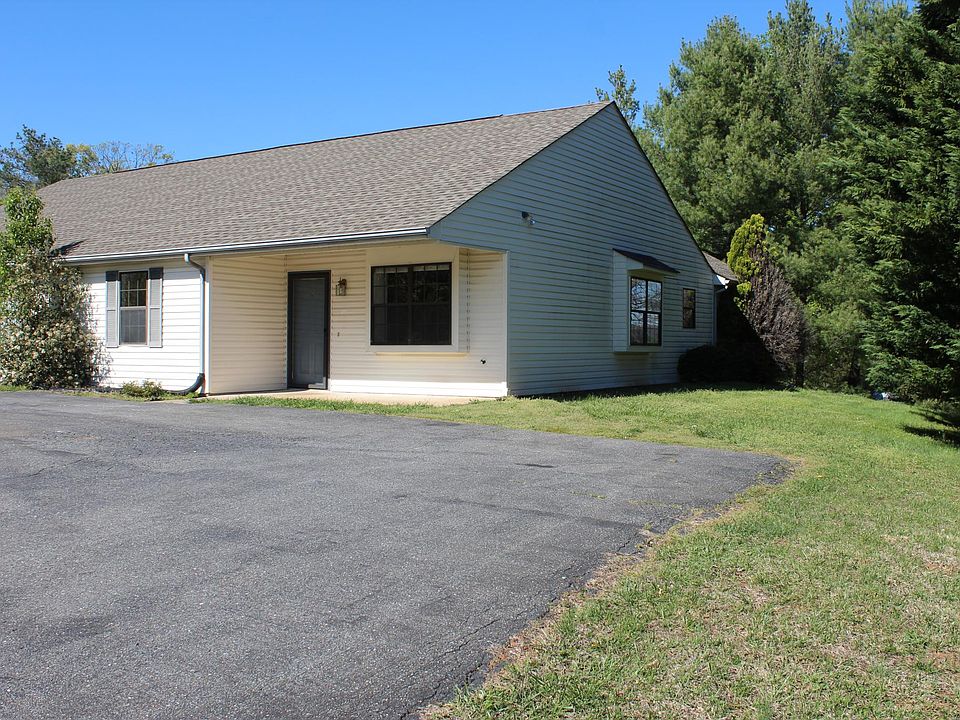right side unit of a duplex with ample off-street parking