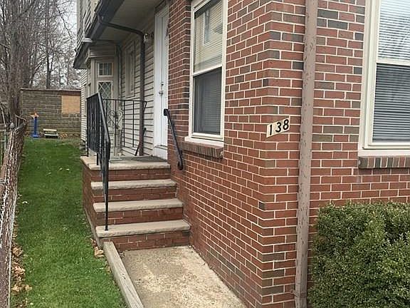 4th image of 138 Kenoza Ave #2