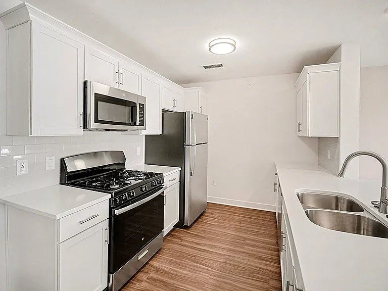The Grove Apartment Homes — Photo 42