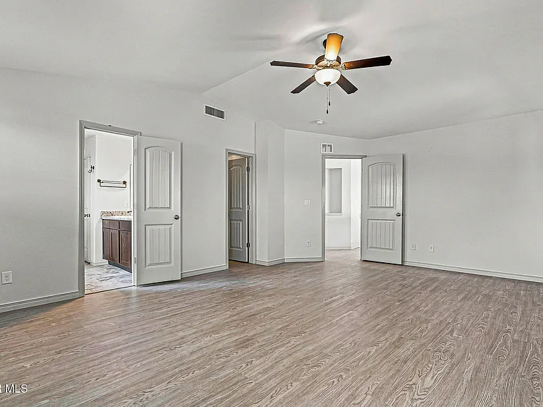 1089 Indigo Sky St — Photo 25