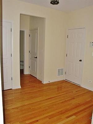 2nd image of 925 Kings Canyon Dr