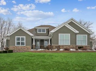 702 Stone Man Ct, Fayette, IA 52142