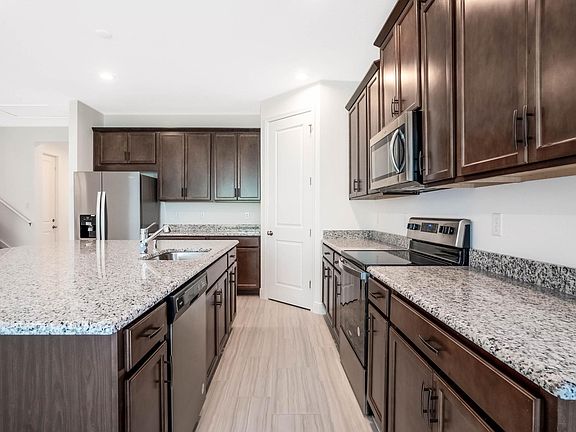 3rd image of 4438 Lions Gate Ave