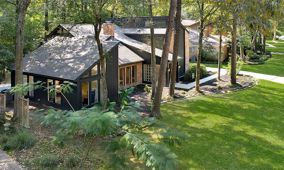 1st image of 3110 Riverlawn Dr