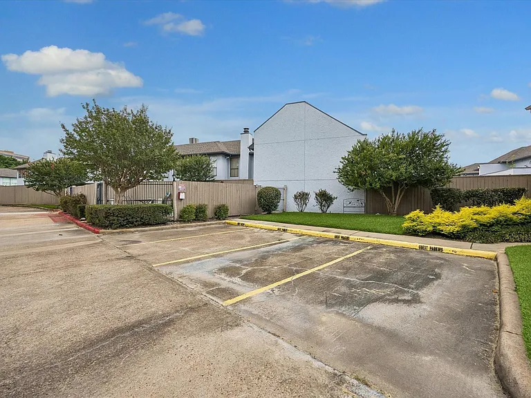 1908 Augusta Dr #3 — Photo 13