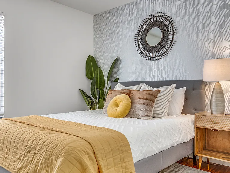7642 Northrop Dr — Photo 11