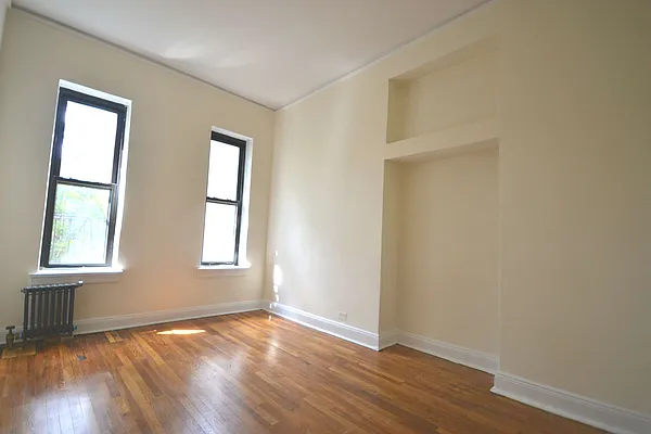 Rented by Bold Marketing | media 11