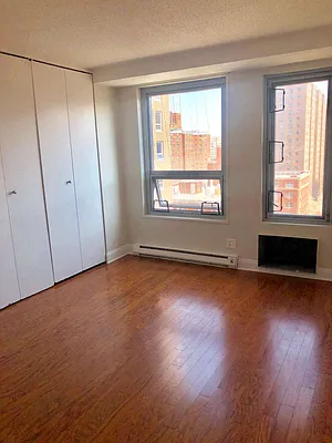 Rented by Metropolis Real Estate of Manhattan | media 14