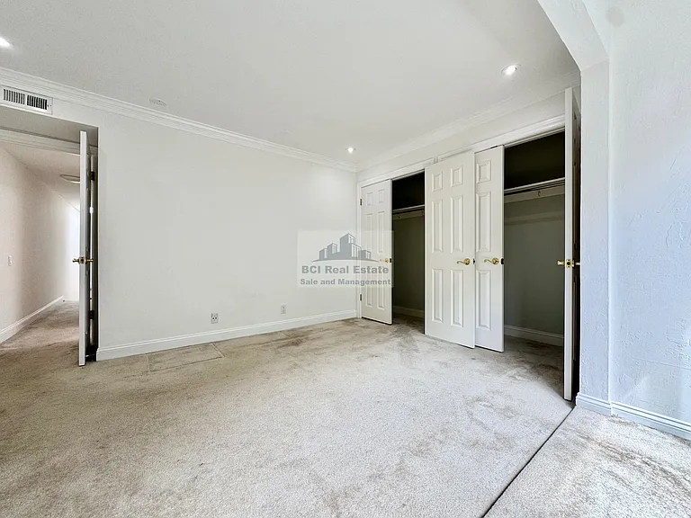 6 Topaz Way — Photo 24