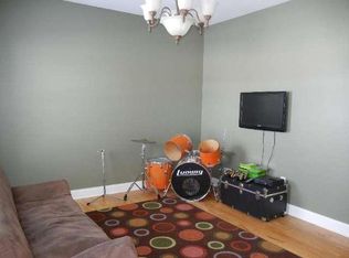 517 Prairie View Rd, Williams Bay, WI 53191