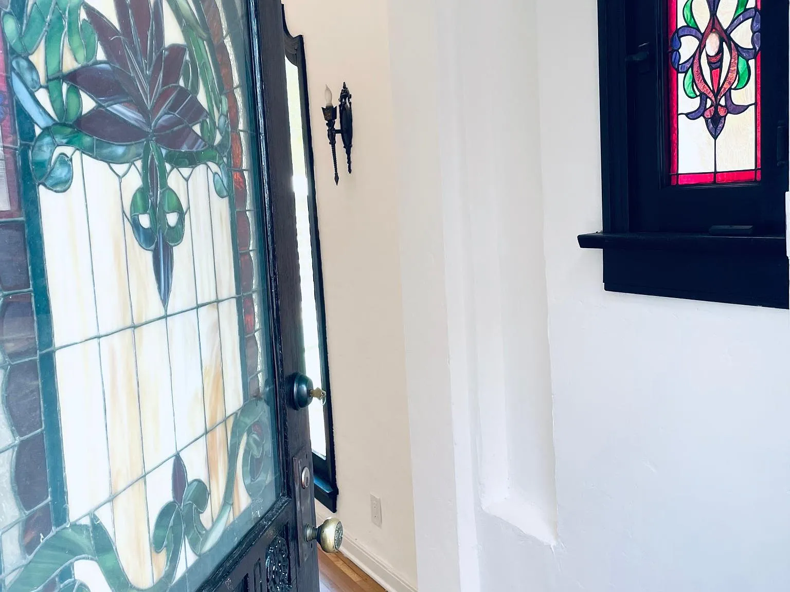 2 bed, 1000 sqft, $5,900 — Photo 4