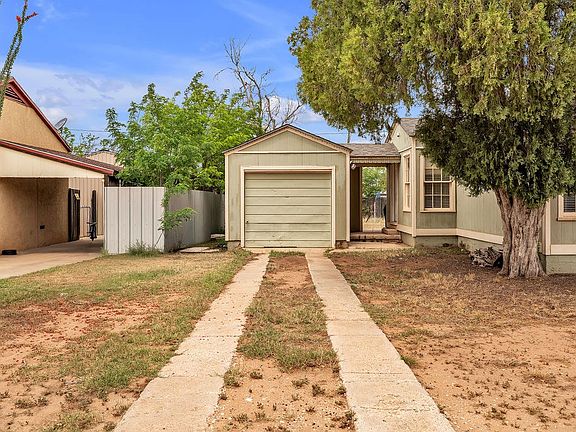 3rd image of 1405 E 11th Pl