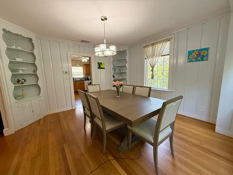 111 Highland Ave — Photo 6