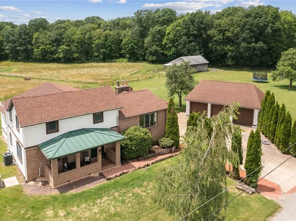 114 Gardner Rd, Dawson, PA 15428