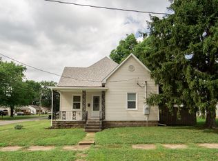 600 E Reeves St, Marion, IL 62959