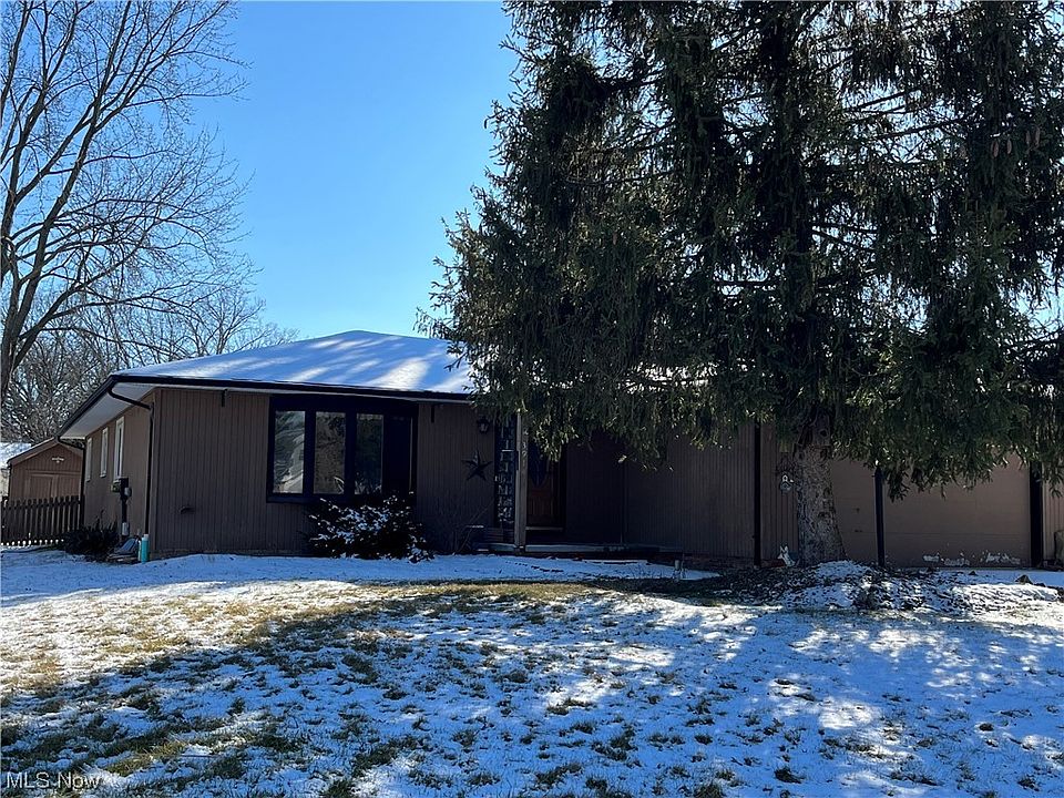 1st image of 3918 Buckingham Dr