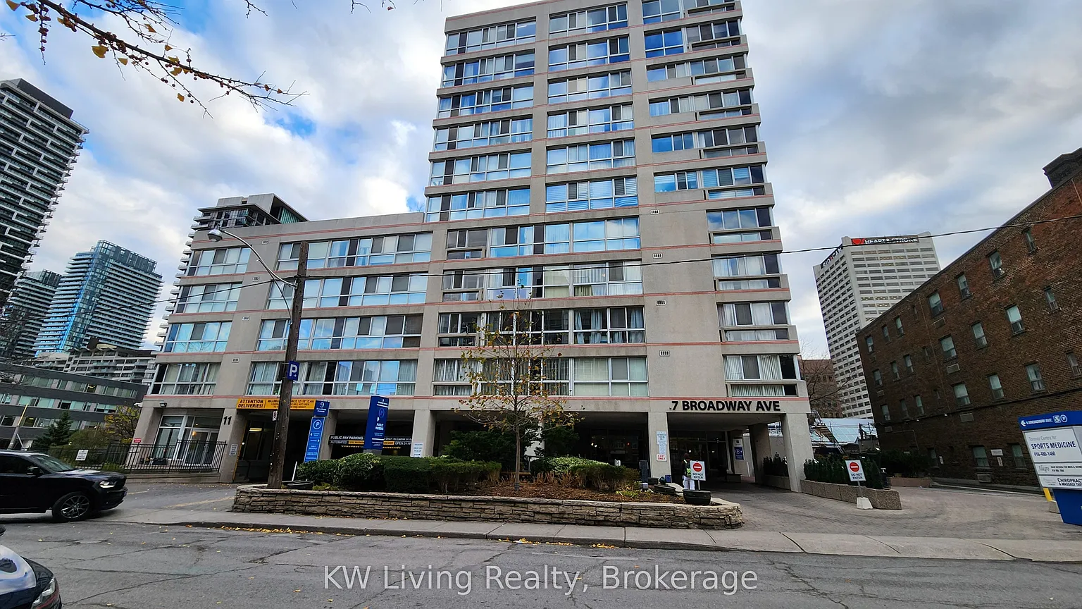 7 Broadway Ave #Penthouse F photo 1