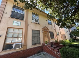 5430 Carlton Way #30-4, Los Angeles, CA 90027