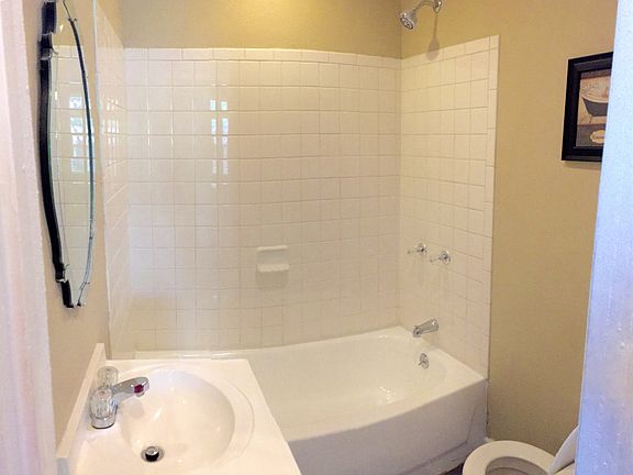 4th image of 6307 E 154th Ter