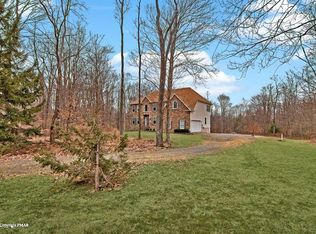 438 Buck River Rd, Gouldsboro, PA 18424