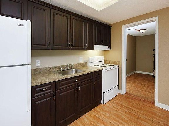 2nd image of 3301 Sanford Ave APT 12