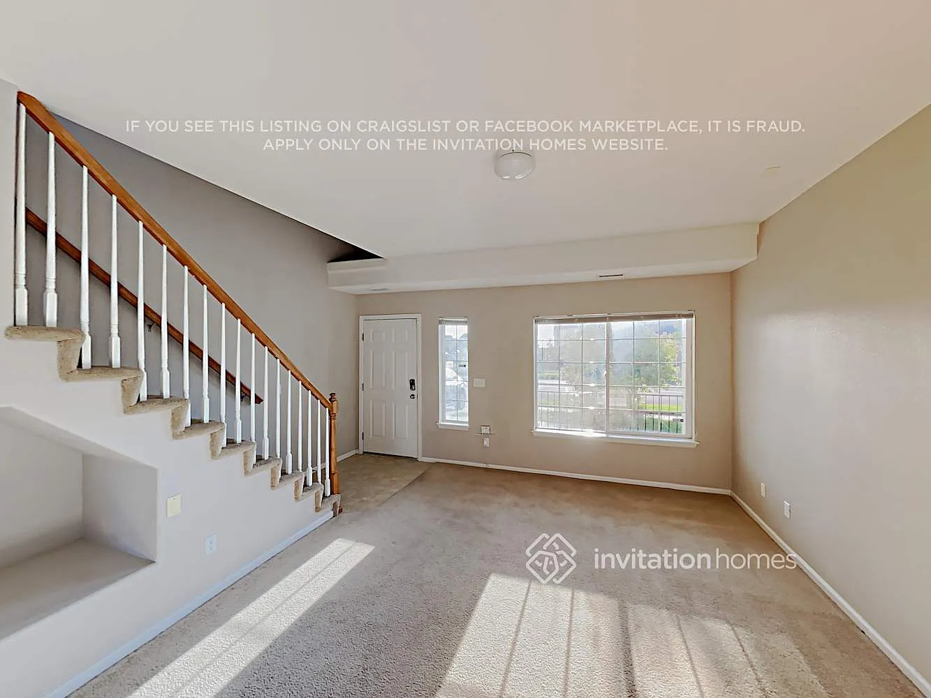 4810 Flanders Way Denver, CO 80249 — Photo 4