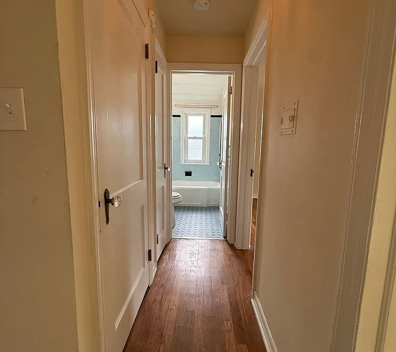 212 Manheim Ave #2A