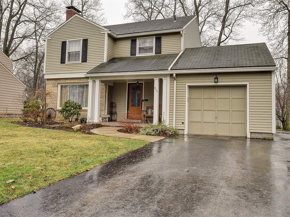 1st image of 211 N Cadillac Dr