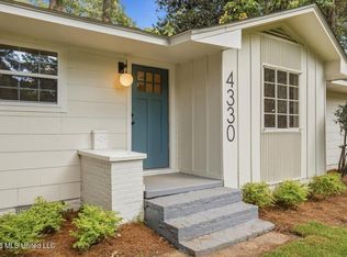 4330 Manhassett Dr, Jackson, MS 39211