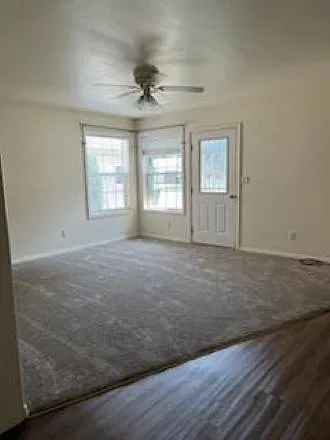 2258 Hansen Dr — Photo 6