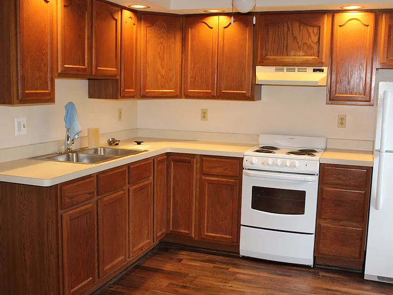 350 Caroline St #3 — Photo 5