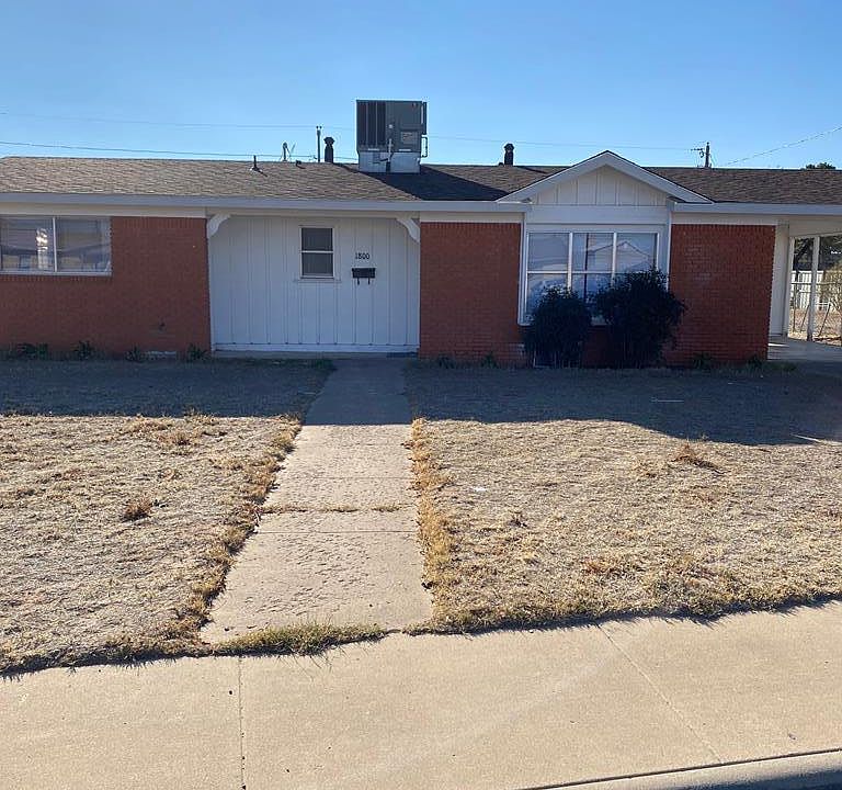 1st image of 1800 Douglas Dr