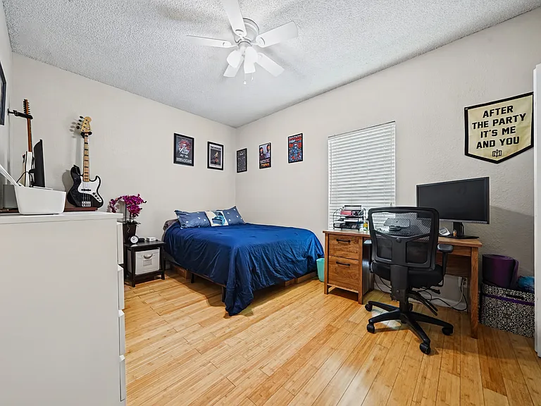1307 Kinney Ave #155 — Photo 14