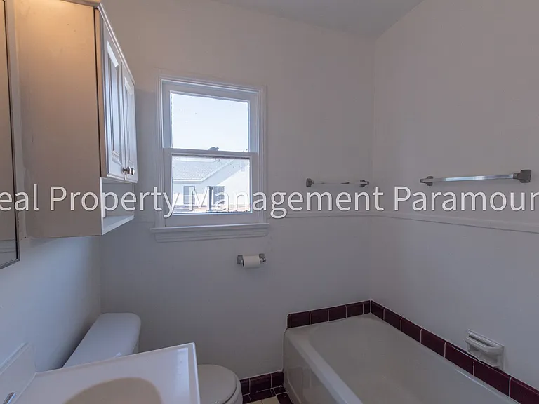 1460 S Orange Grove Ave — Photo 36