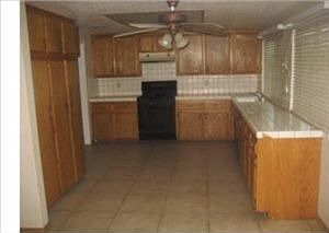 4th image of 29203 Kimberly Ave