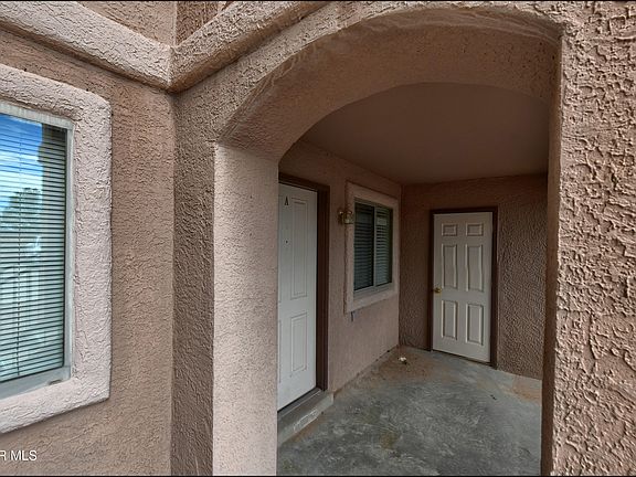 3rd image of 3404 Blue Earth Ln APT A