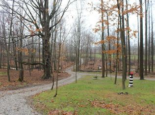 17437 Stub Rd, Fredericktown, OH 43019