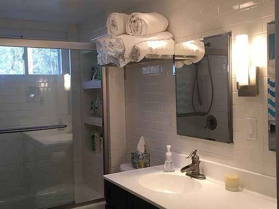 2nd image of 25 Longview Dr