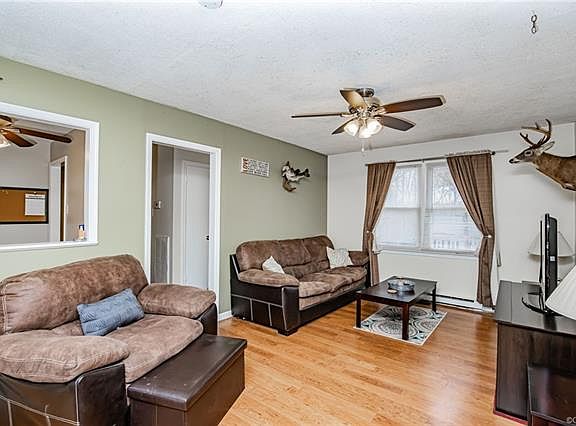 3rd image of 11200 Great Branch Dr