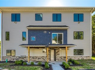 10 Nancy Ln, Spring Valley, NY 10977