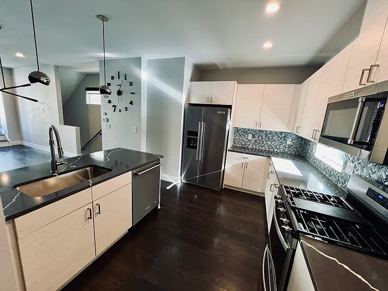 1581 Grove St #1 — Photo 11