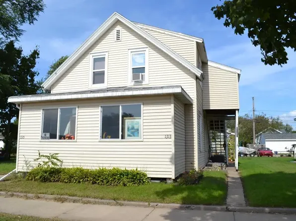 ds1313, 1313 Green Bay St #1315, La Crosse, WI 54601