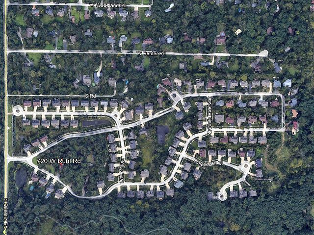 2nd image of 1805 S Quentin Rd