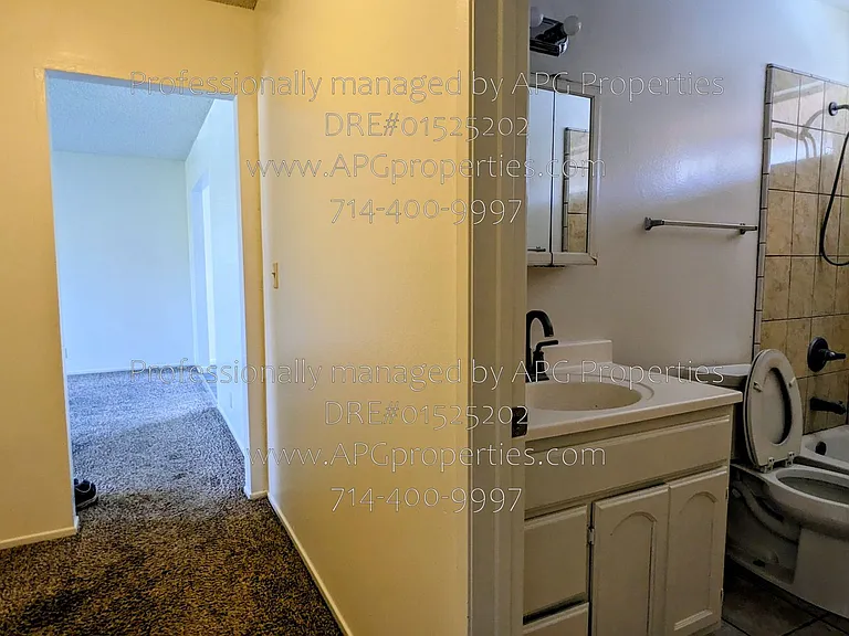1810 W Greenleaf Ave #3 — Photo 27